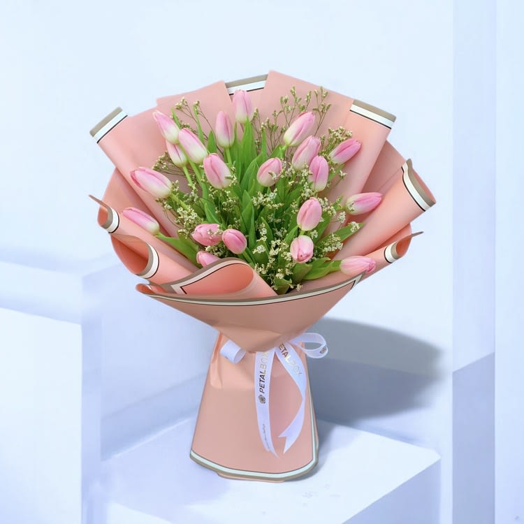 20 pink tulips