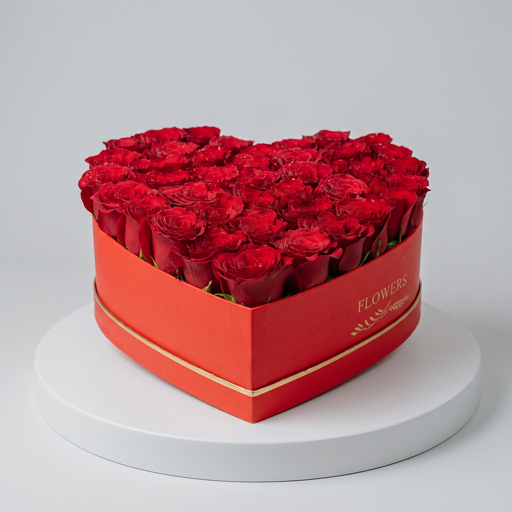 40 Red Roses Heart