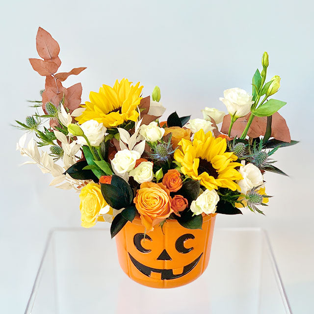 Halloween-Flower-Arrangement