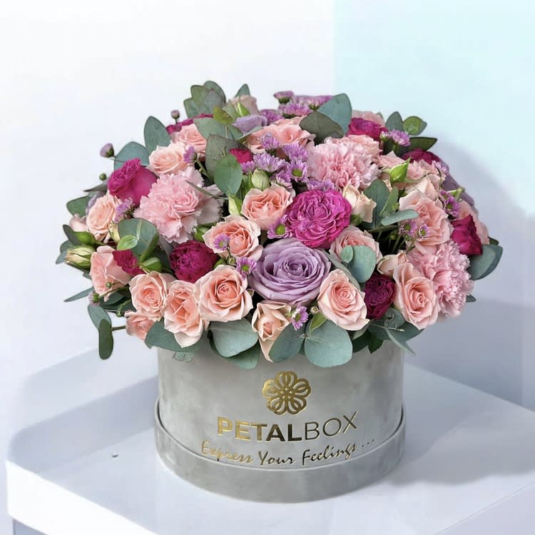 Mixed Flowers Box