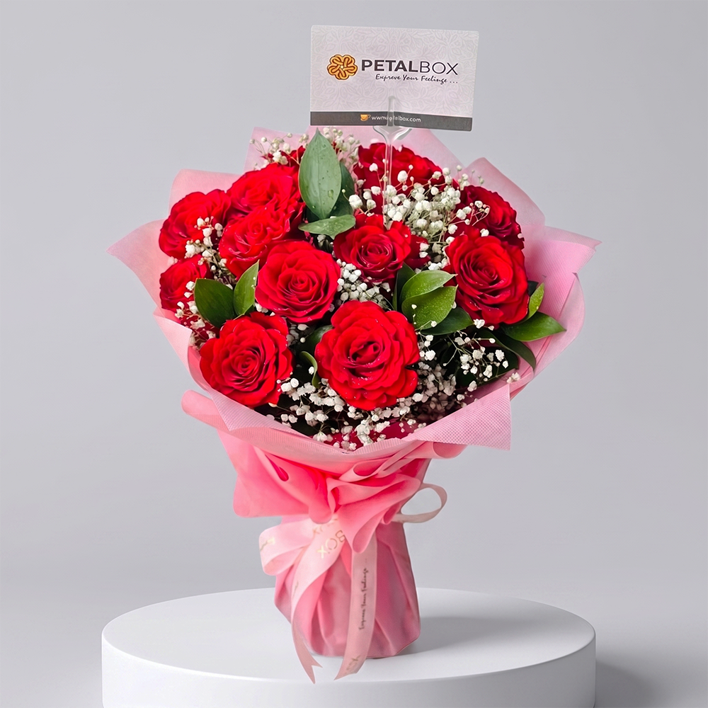 Elegant Red Roses Bouquet