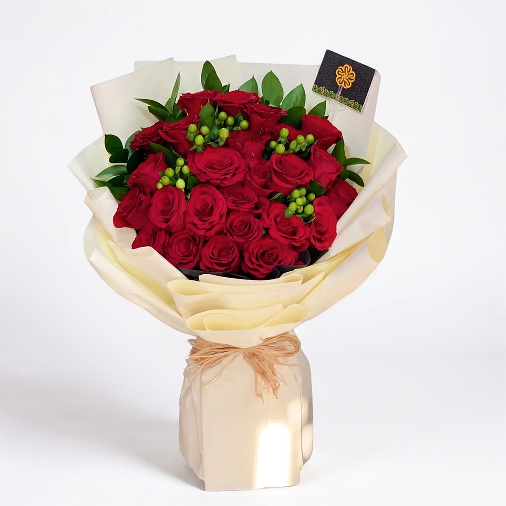Lovely Red Roses Bouquet