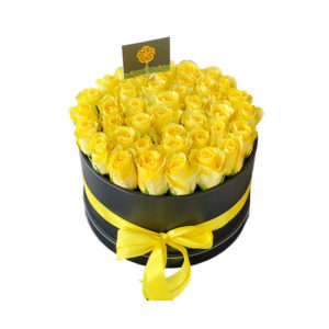 40-Yellow-Roses-Box-flower-delivery-abu-dhabi