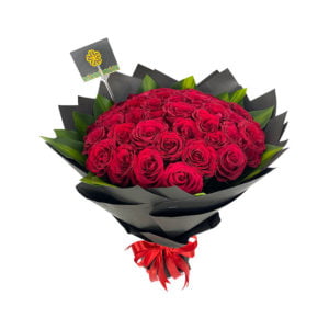 Red-Roses-Bouquet