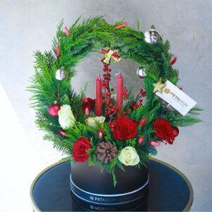 Christmas-Flower-Box-Arrangement