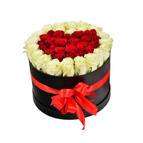 Mix-Roses-Box-Arrangement