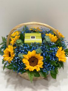 Customize Flower Bouquets and Arrangements - Petal Box (26)