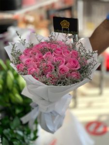 Customize Flower Bouquets and Arrangements - Petal Box (28)