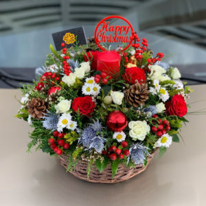 Christmas-Flower-Basket