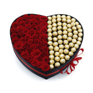 Love-Heart-Roses-with-Chocolates
