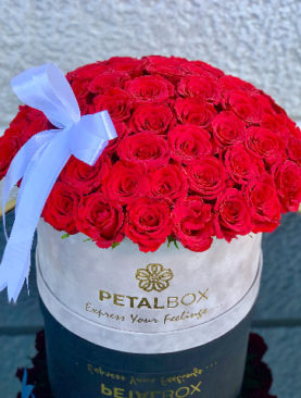 Valentine Red Roses Box