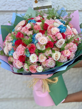 Luxurious Flower Bouquet