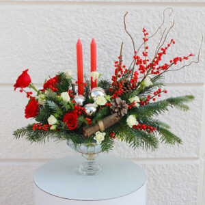 Festive-Crimson-Harmony-Bouquet