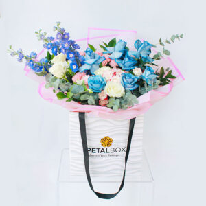 Blushing-Blue-Bouquet
