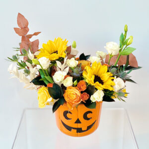 Halloween-Flower-Arrangement