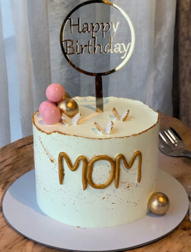 Mom Cake Design