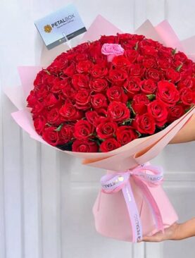 Red Roses Bouquet