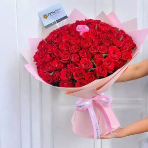 Red-Roses-Bouquet