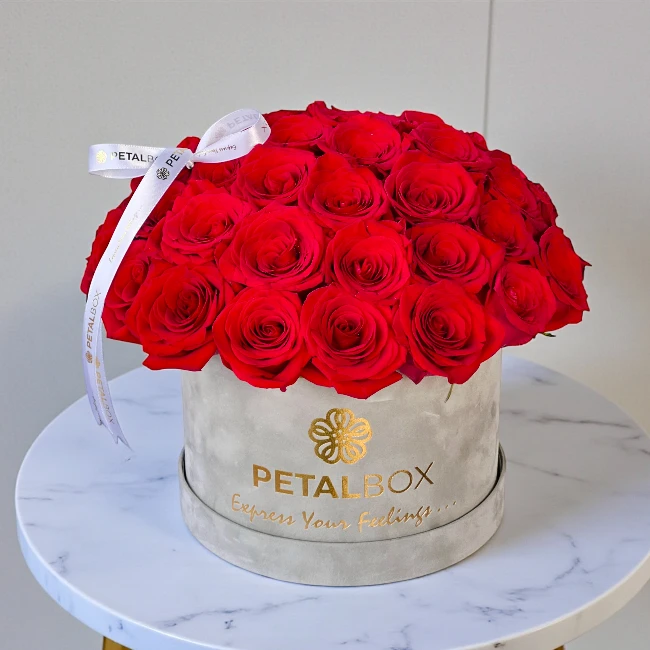 Elegant Red Rose Box